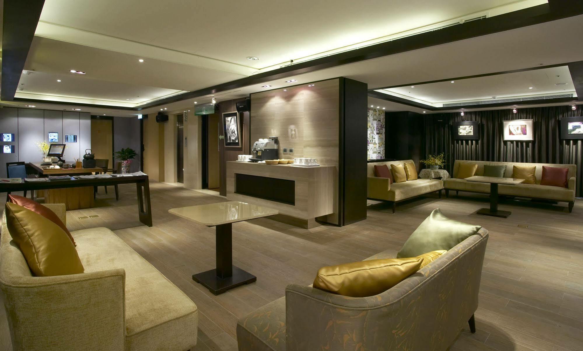 New Taipei City 新莊客旅酒店 外观 照片