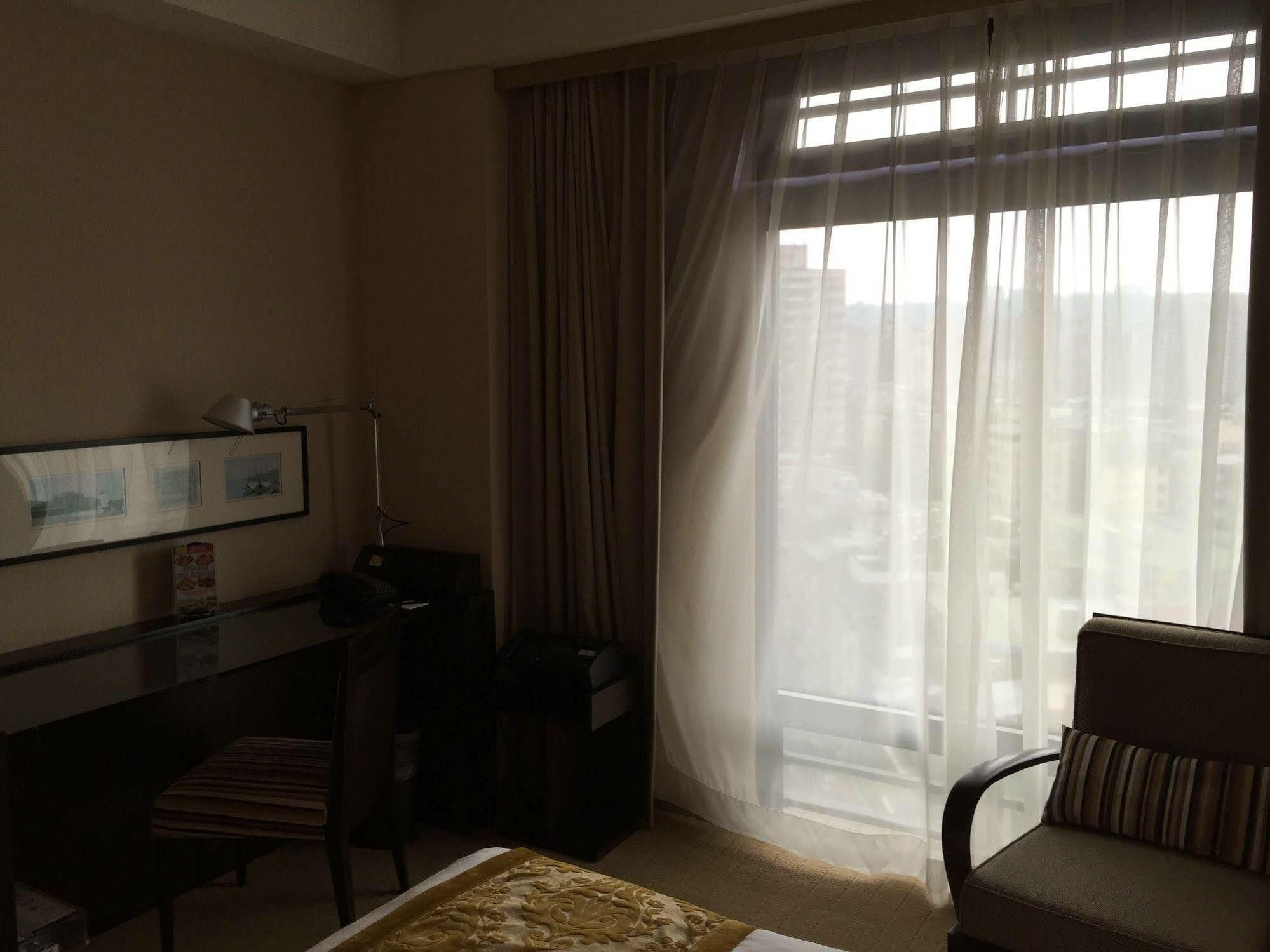 New Taipei City 新莊客旅酒店 外观 照片